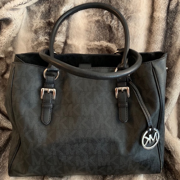 Michael Kors Handbags - Authentic Michael Kors black monogram purse